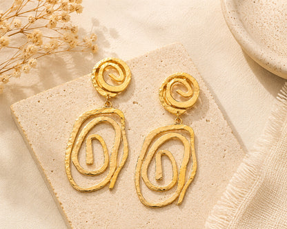 Golf Whimsy Swirl Statement Earring